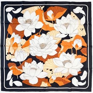 NWOT Vintage Hermes Scarf  "Fleurs de Lotus" 2
